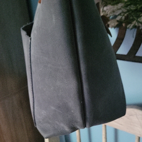 Portland Leather Goods Large Zipper Tote Storm/Tan - Picture 5 of 13